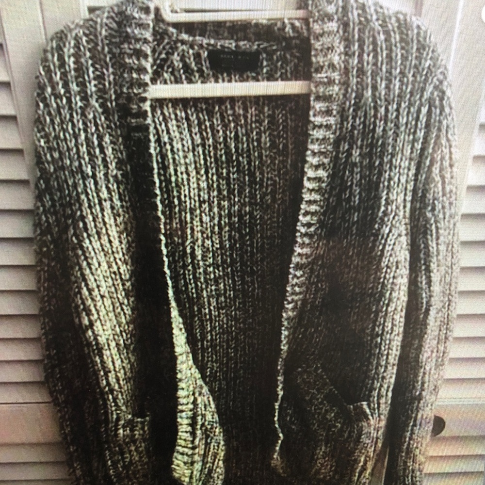 Cozy Gray Knit Sweater